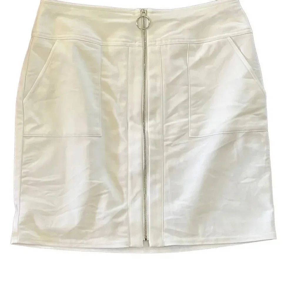 INC stretch white zip front skirt, size medium like new
